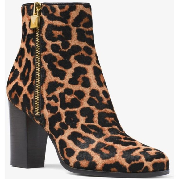 Michael Kors Margaret booties sz 8 Leopard NIB - Picture 1 of 8